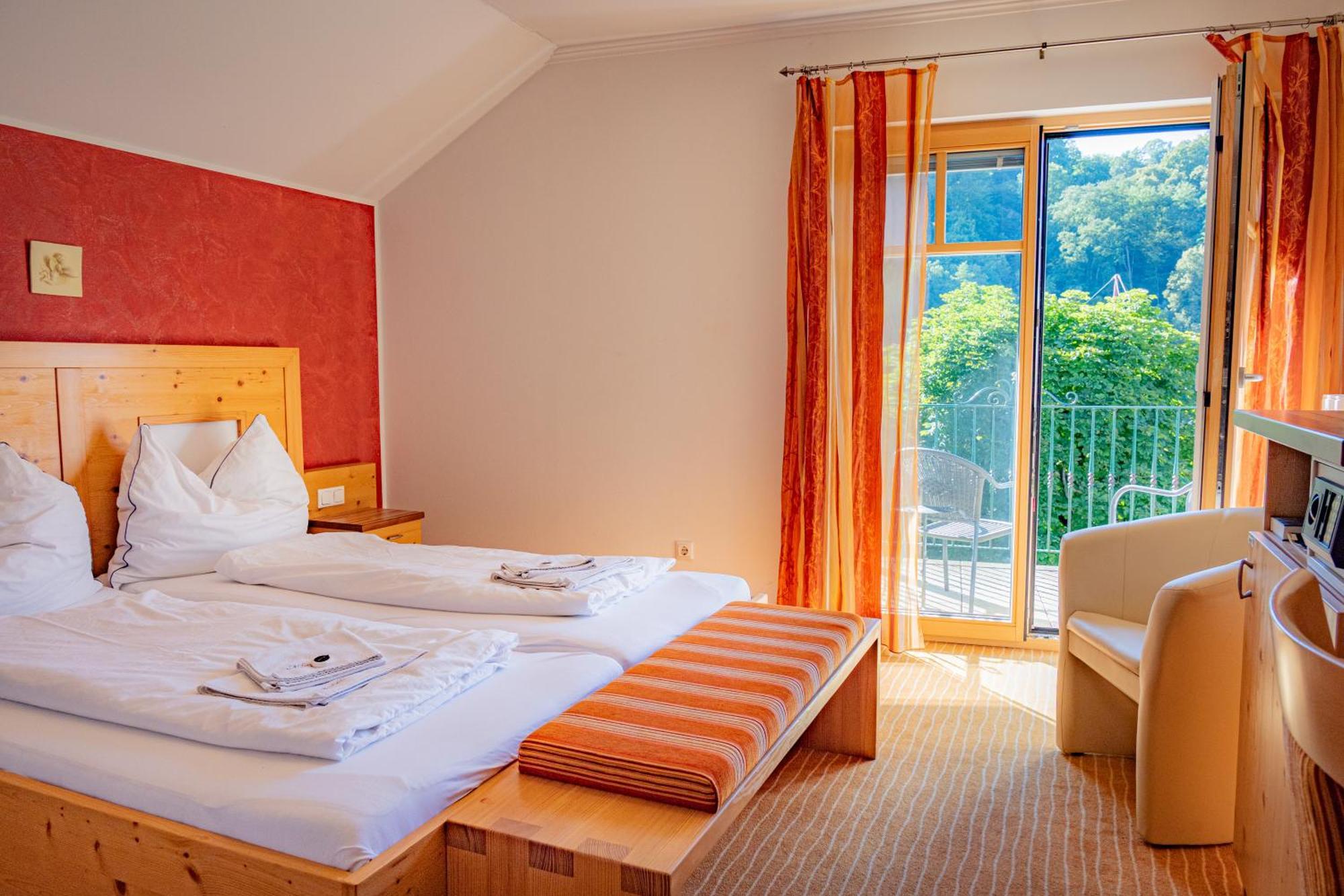 Landhotel Mariensaeule Wernstein am Inn Luaran gambar