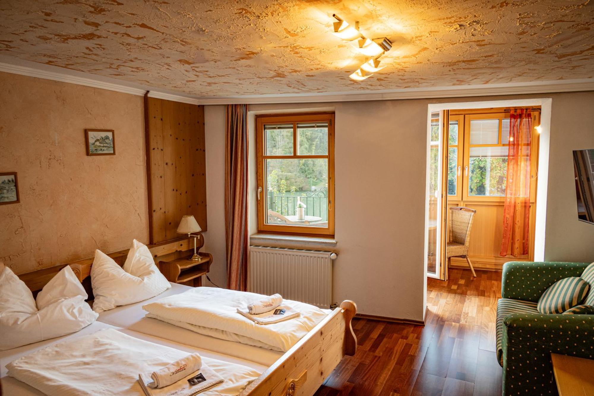 Landhotel Mariensaeule Wernstein am Inn Luaran gambar