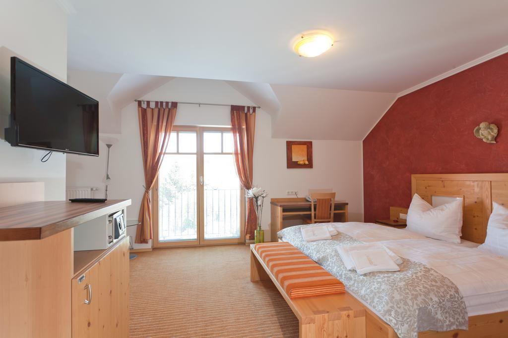 Landhotel Mariensaeule Wernstein am Inn Luaran gambar